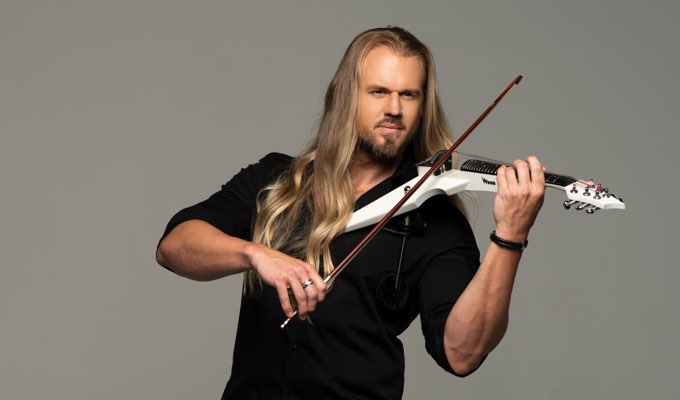 Jared Burnett collaborates with Isaac Bills at H&H Tattoo