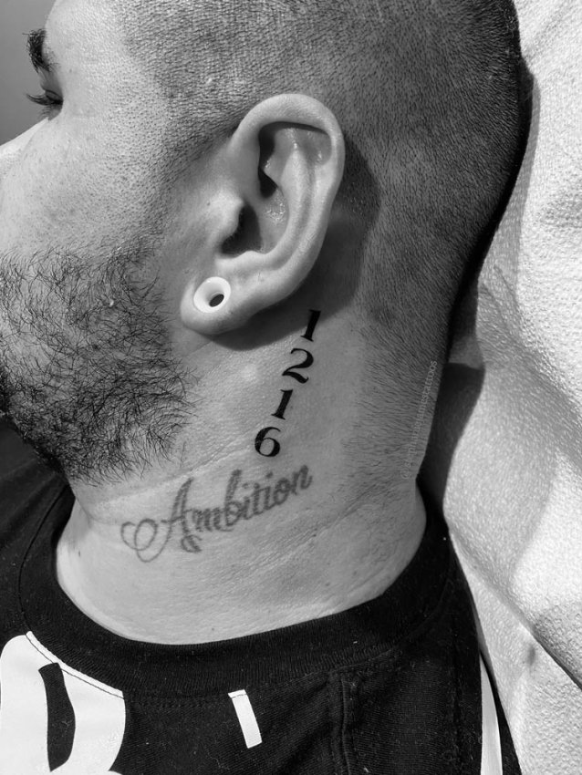 Fine line tattoos by Stephanie at Hart &amp; Huntington Tattoo Co.